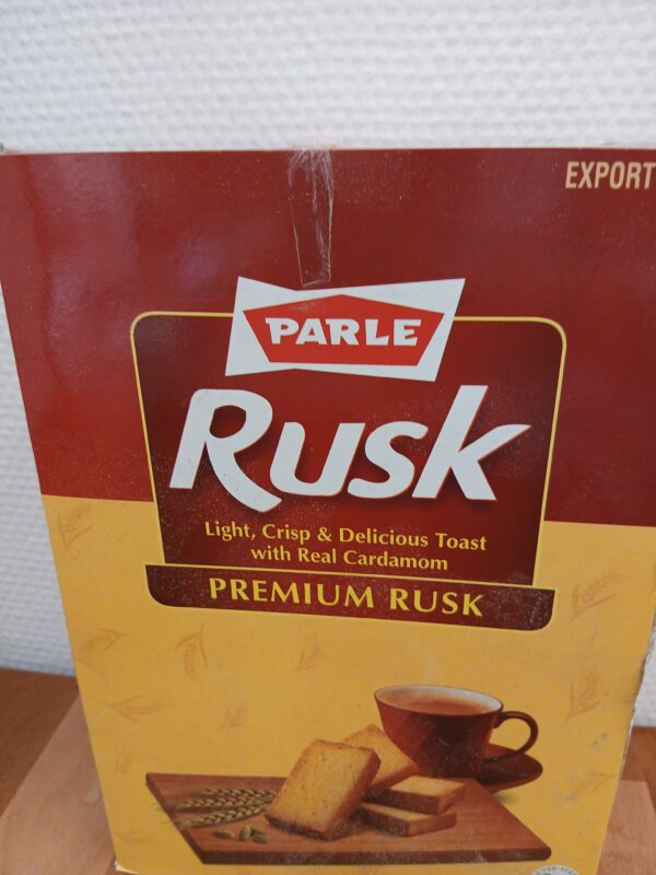 Parle Rusk Cake