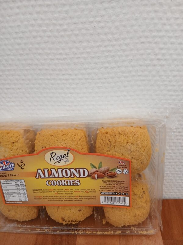 Regal Almond cookies